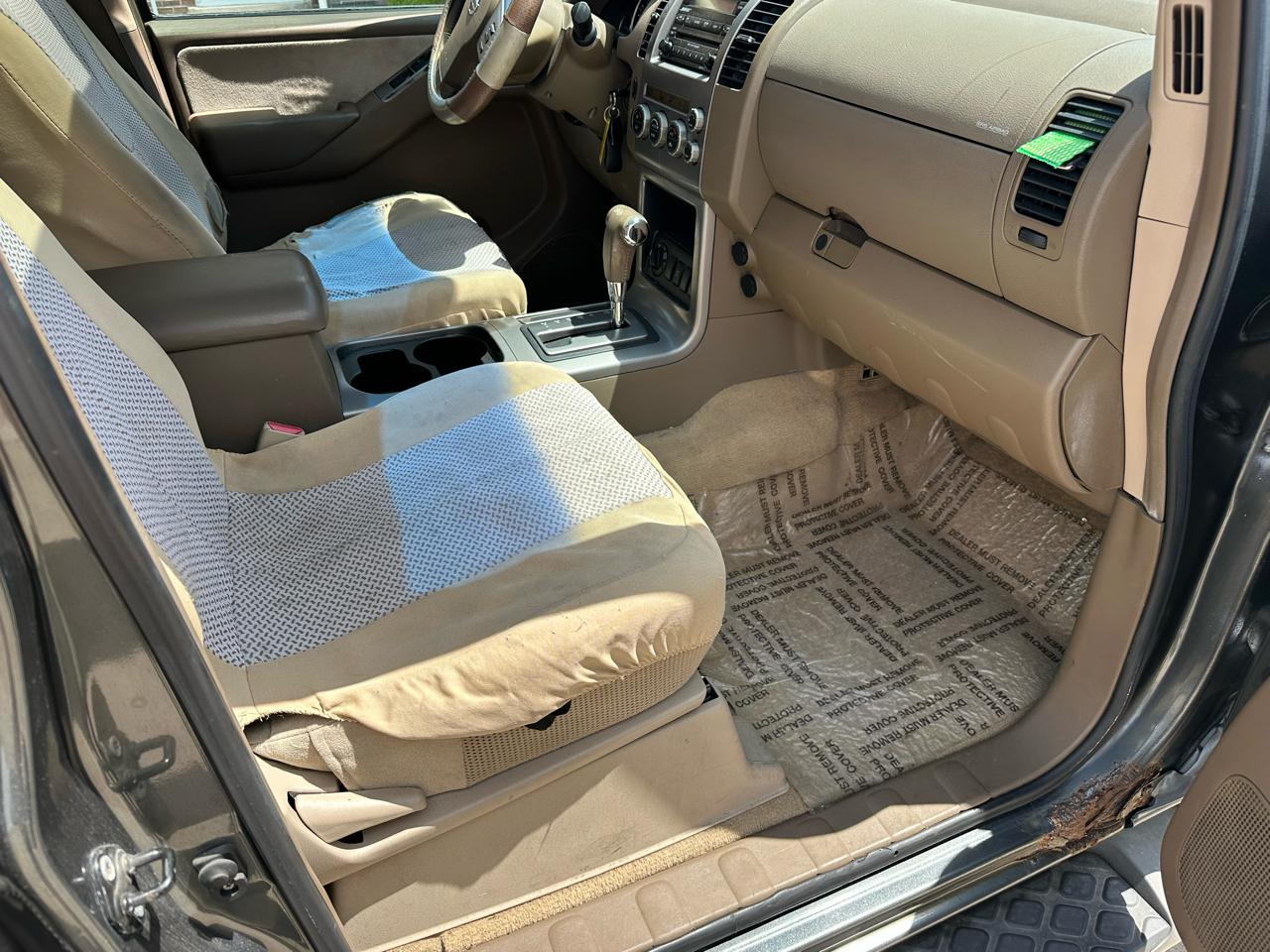 Nissan Pathfinder LE 4WD 2006