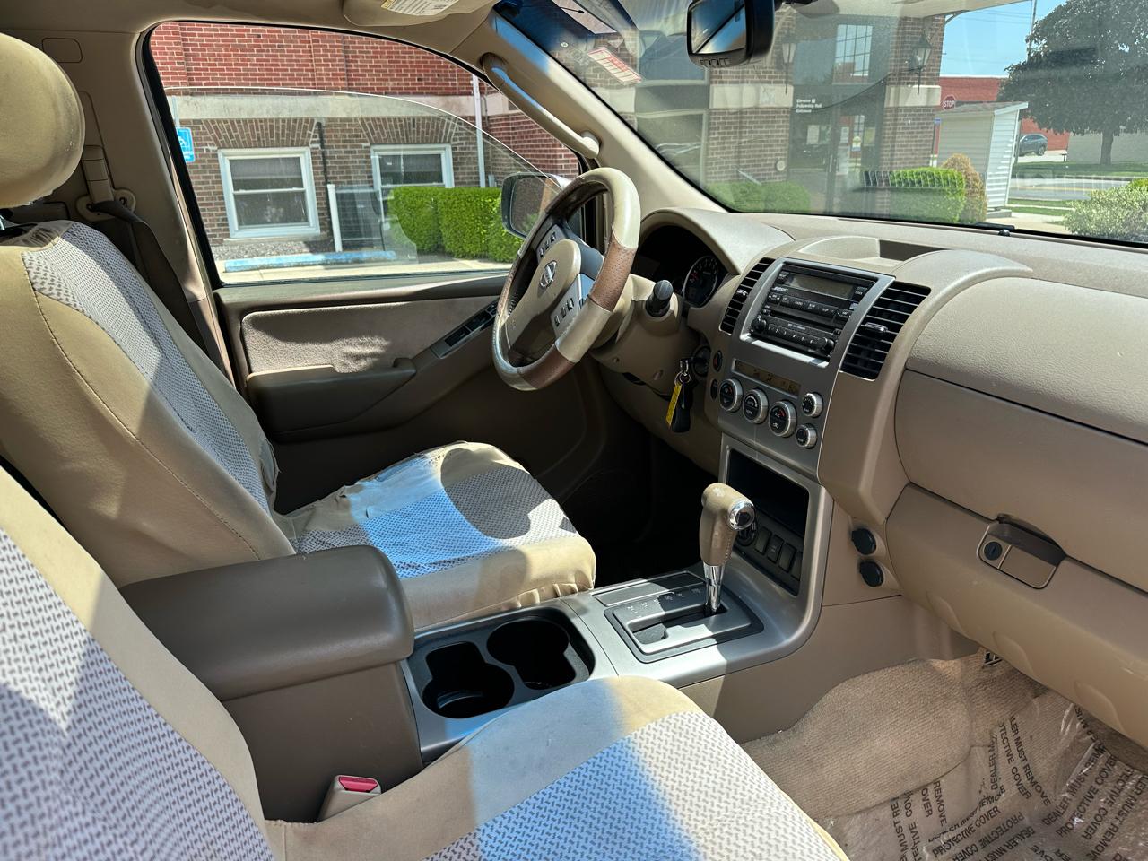 Nissan Pathfinder LE 4WD 2006