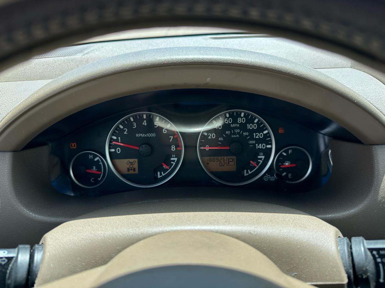 Nissan Pathfinder LE 4WD 2006