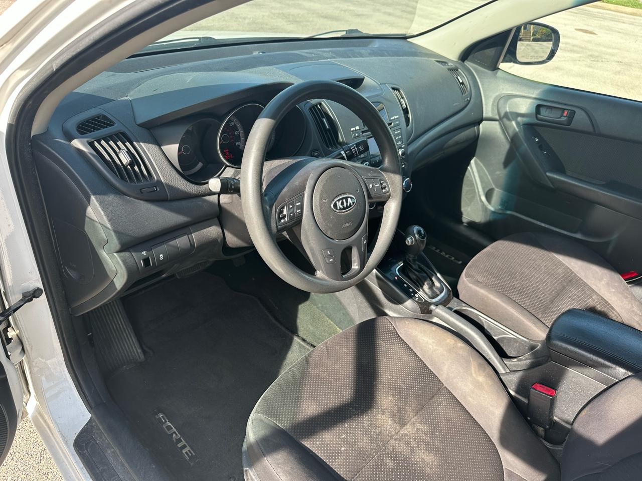 Kia Forte EX 2011