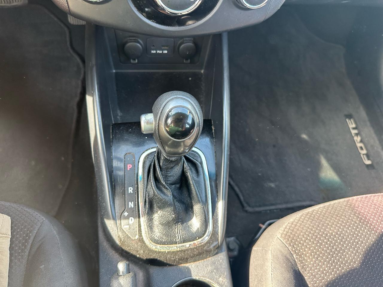 Kia Forte EX 2011
