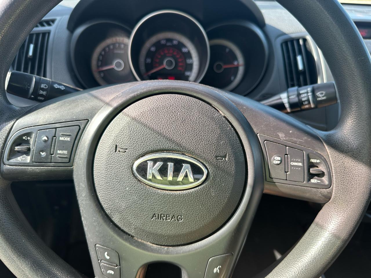 Kia Forte EX 2011