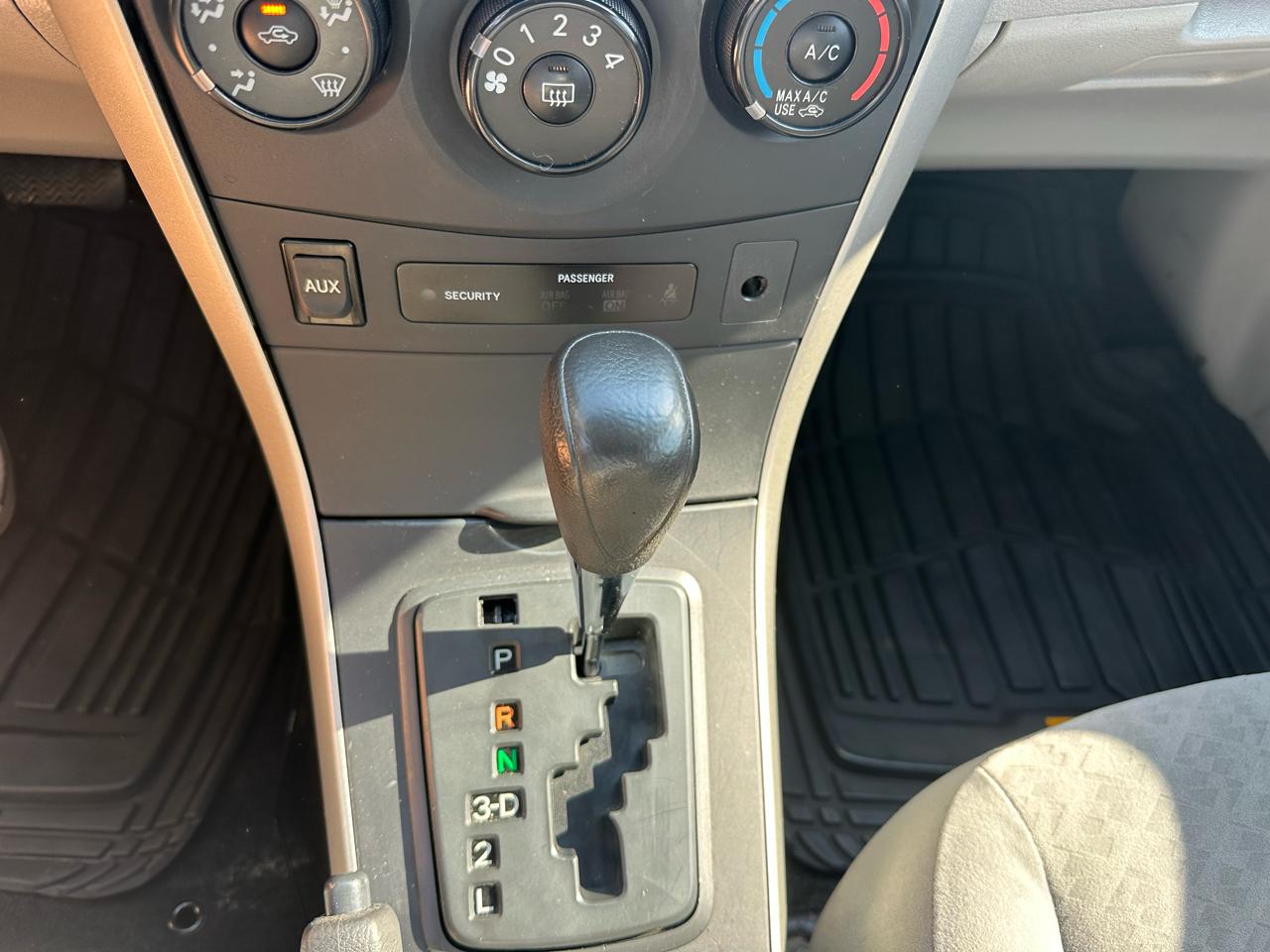 Toyota Corolla S 4-Speed AT 2009