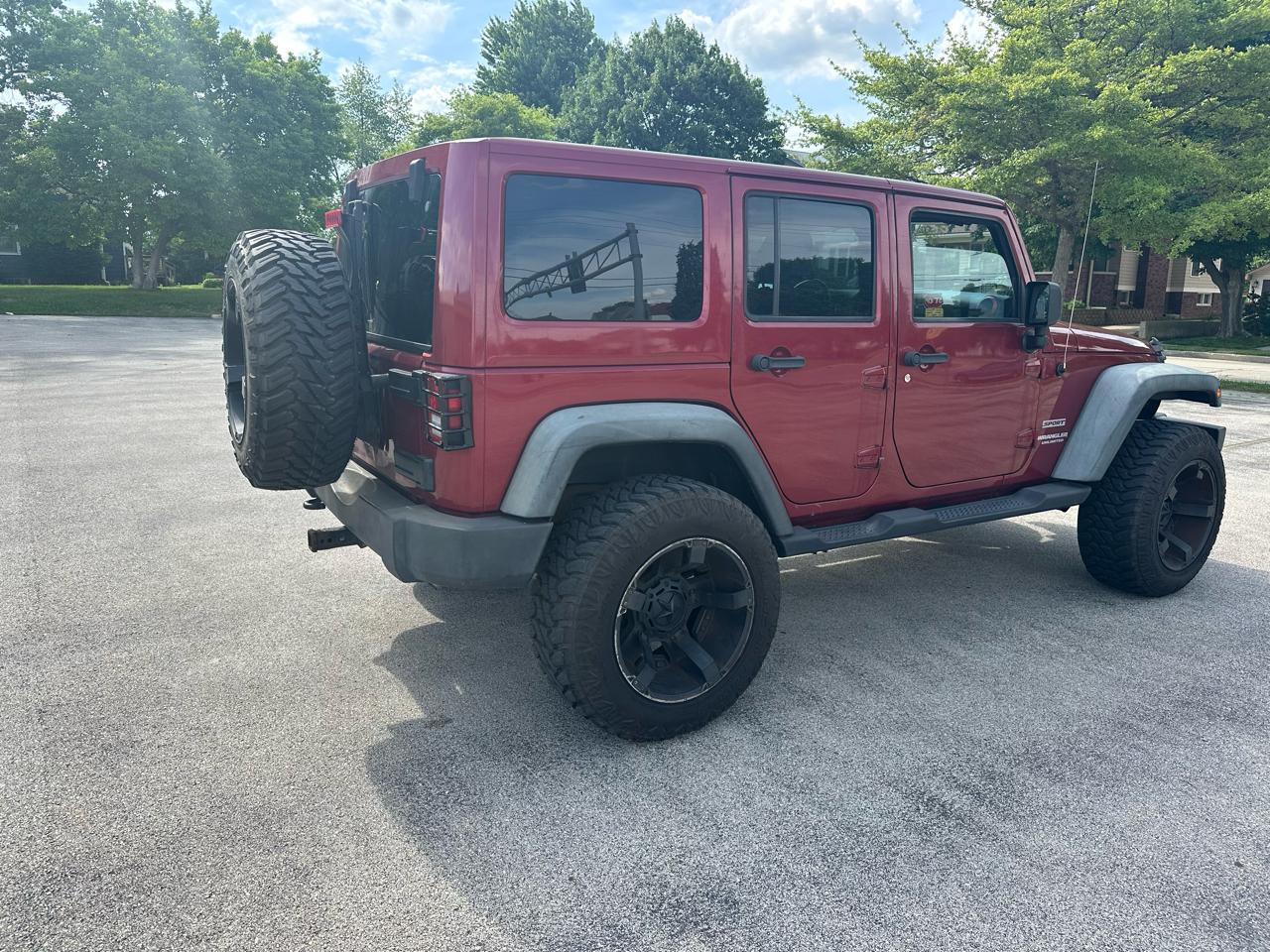 Jeep Wrangler Unlimited Sport 4WD 2011