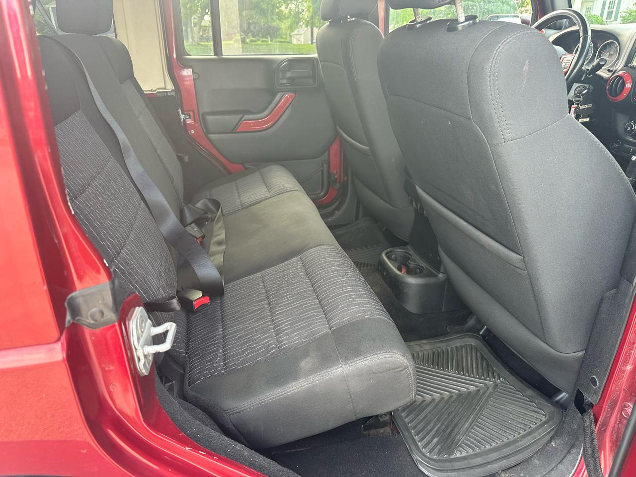 Jeep Wrangler Unlimited Sport 4WD 2011