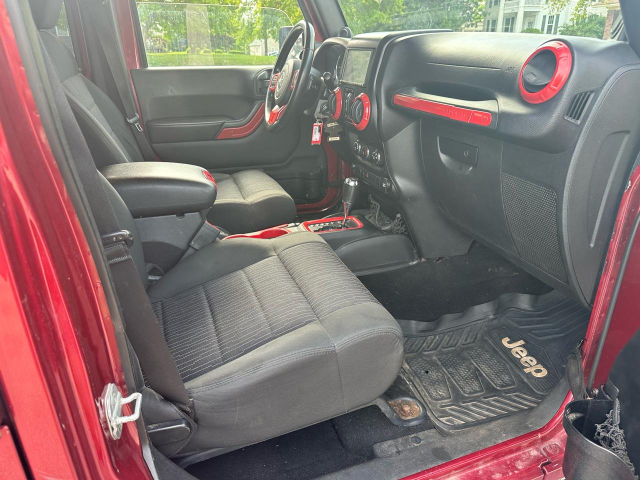 Jeep Wrangler Unlimited Sport 4WD 2011