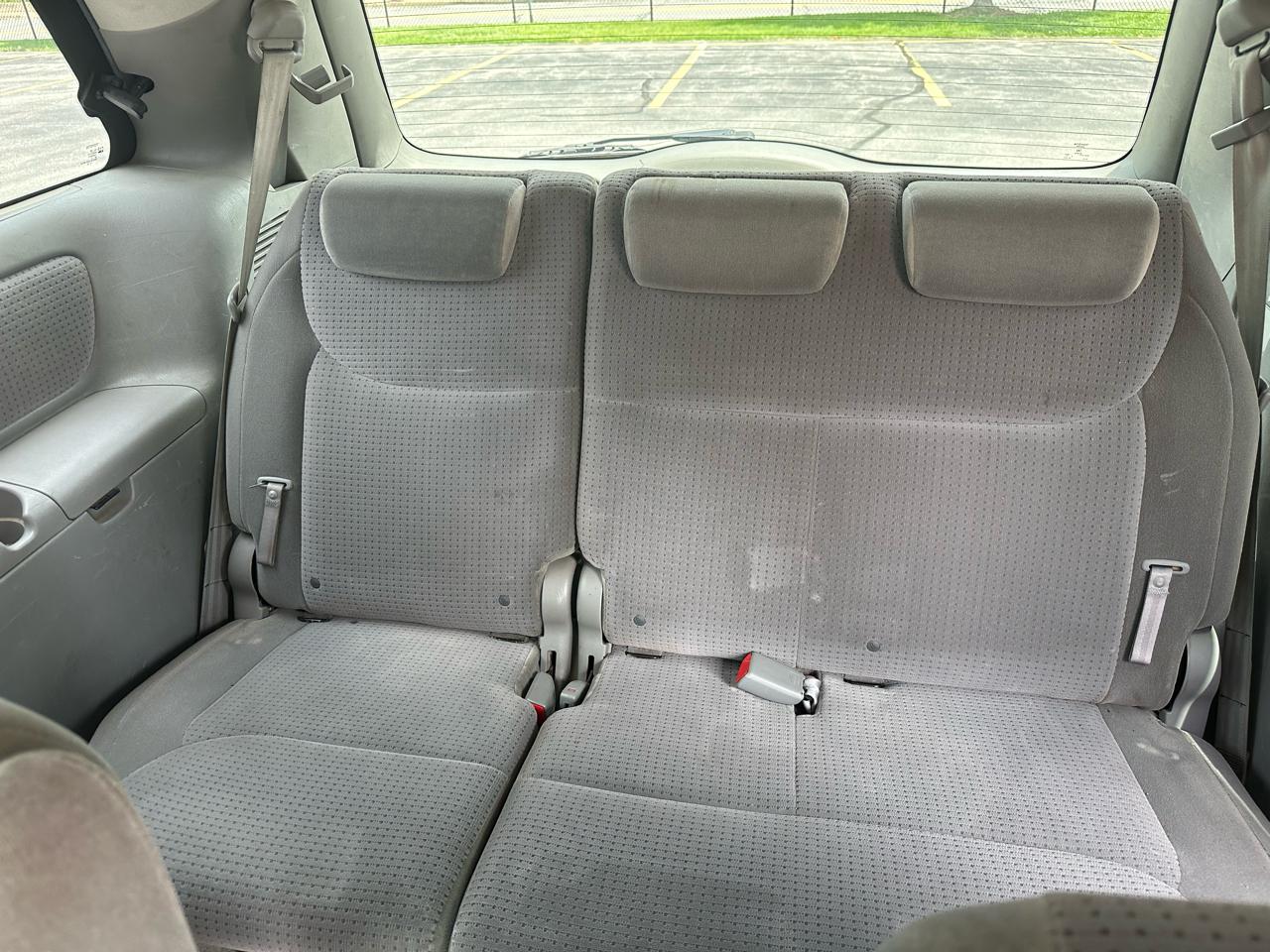 Toyota Sienna LE 7-Passenger 2006
