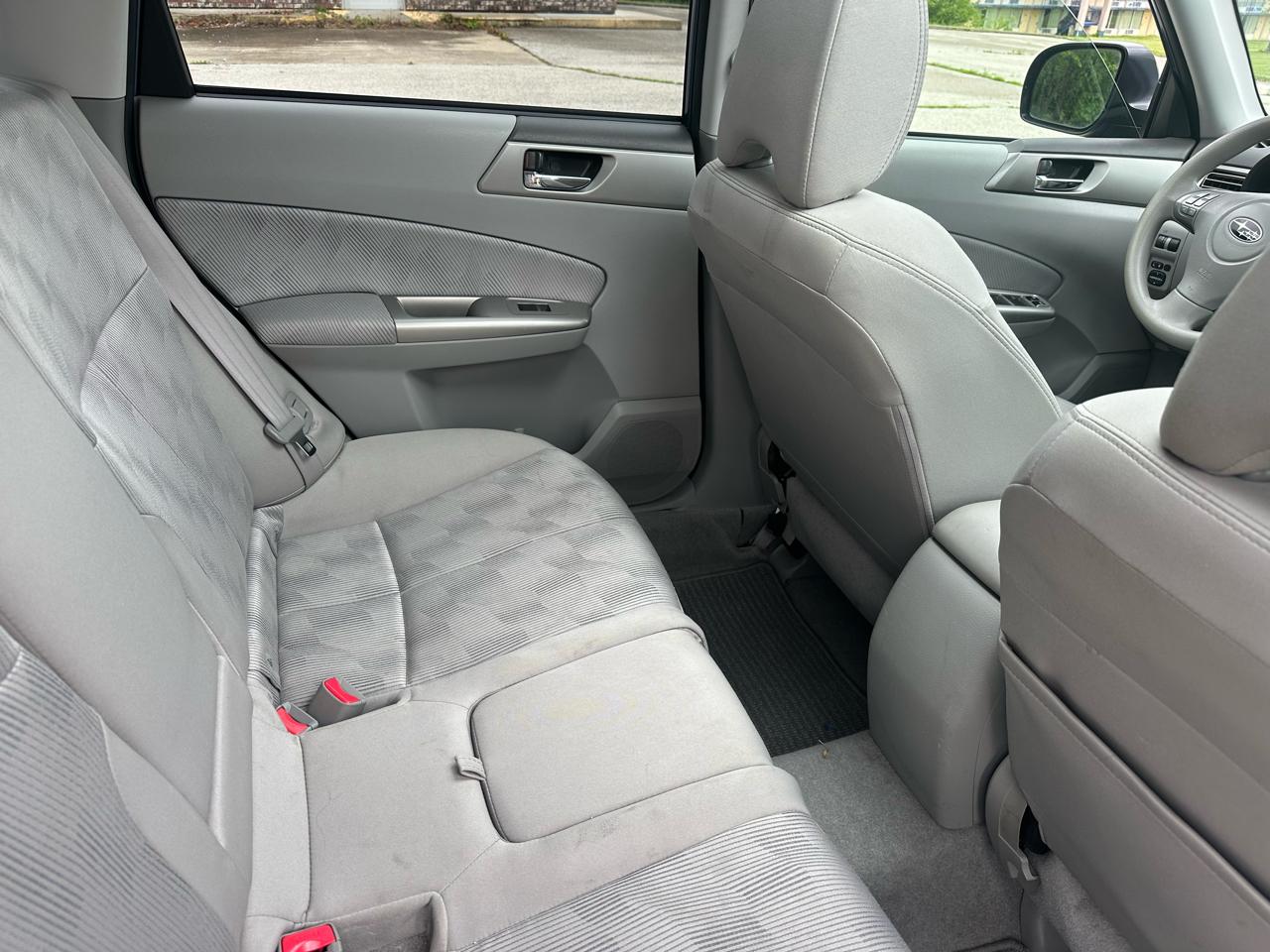 Subaru Forester 2.5X Premium 2010