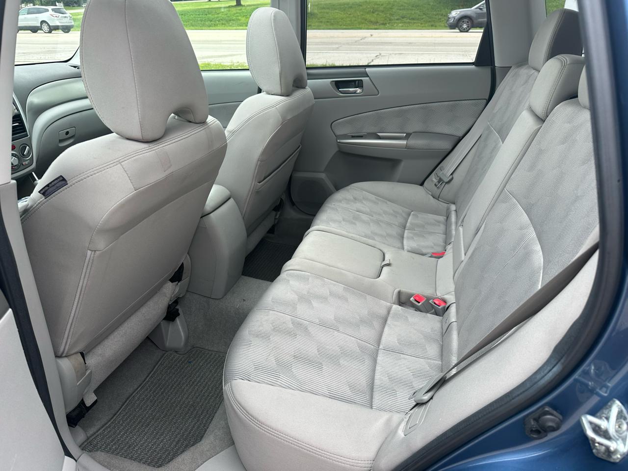 Subaru Forester 2.5X Premium 2010