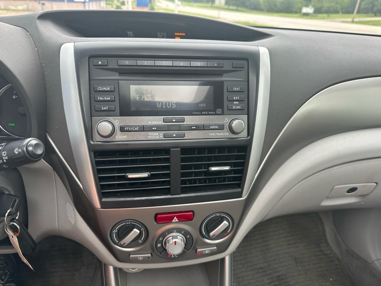 Subaru Forester 2.5X Premium 2010