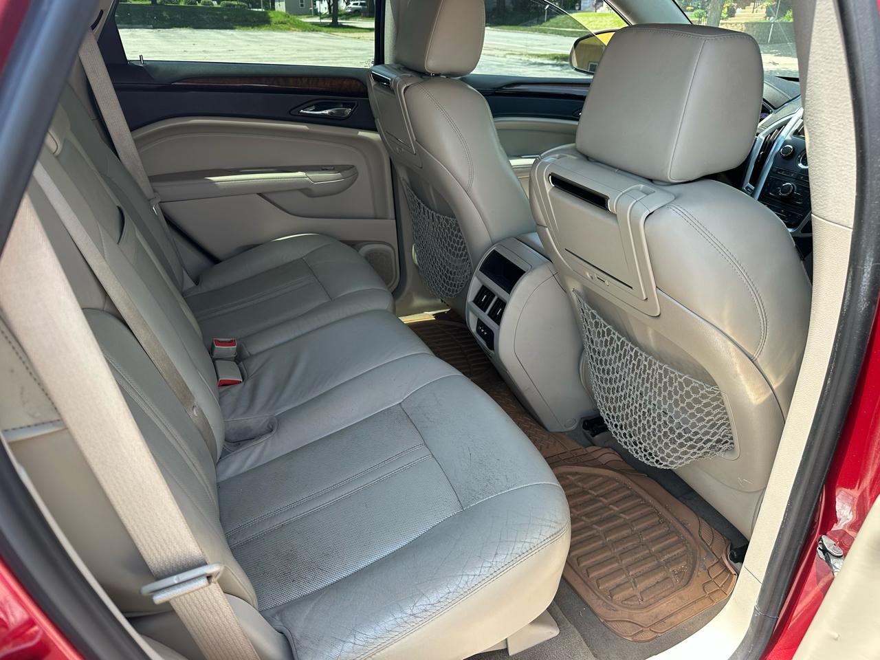 Cadillac SRX FWD 4dr Performance Collection 2010