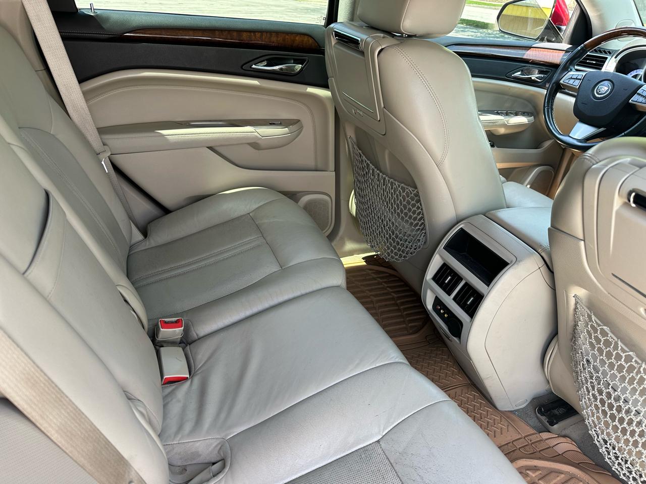 Cadillac SRX FWD 4dr Performance Collection 2010