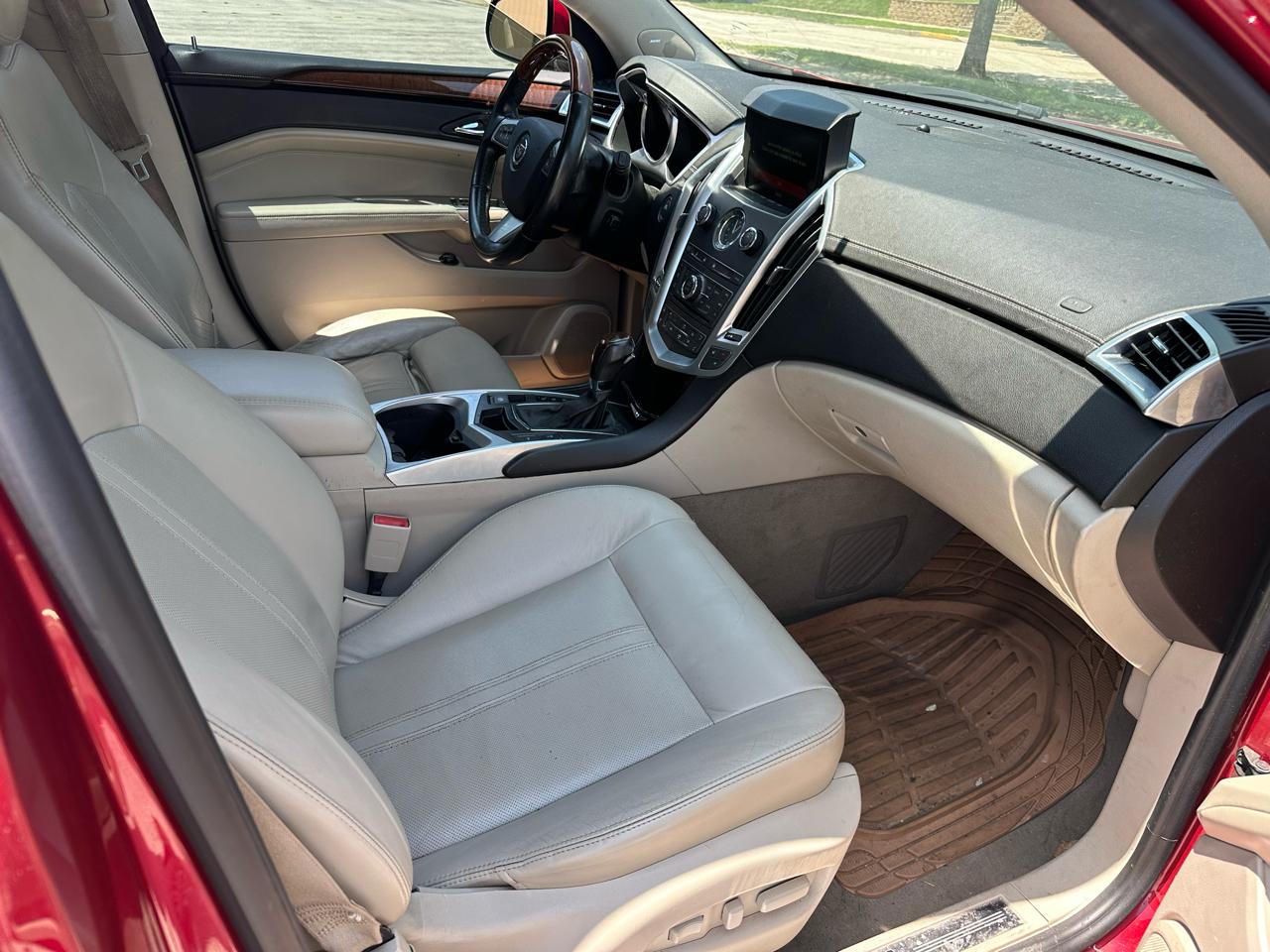 Cadillac SRX FWD 4dr Performance Collection 2010