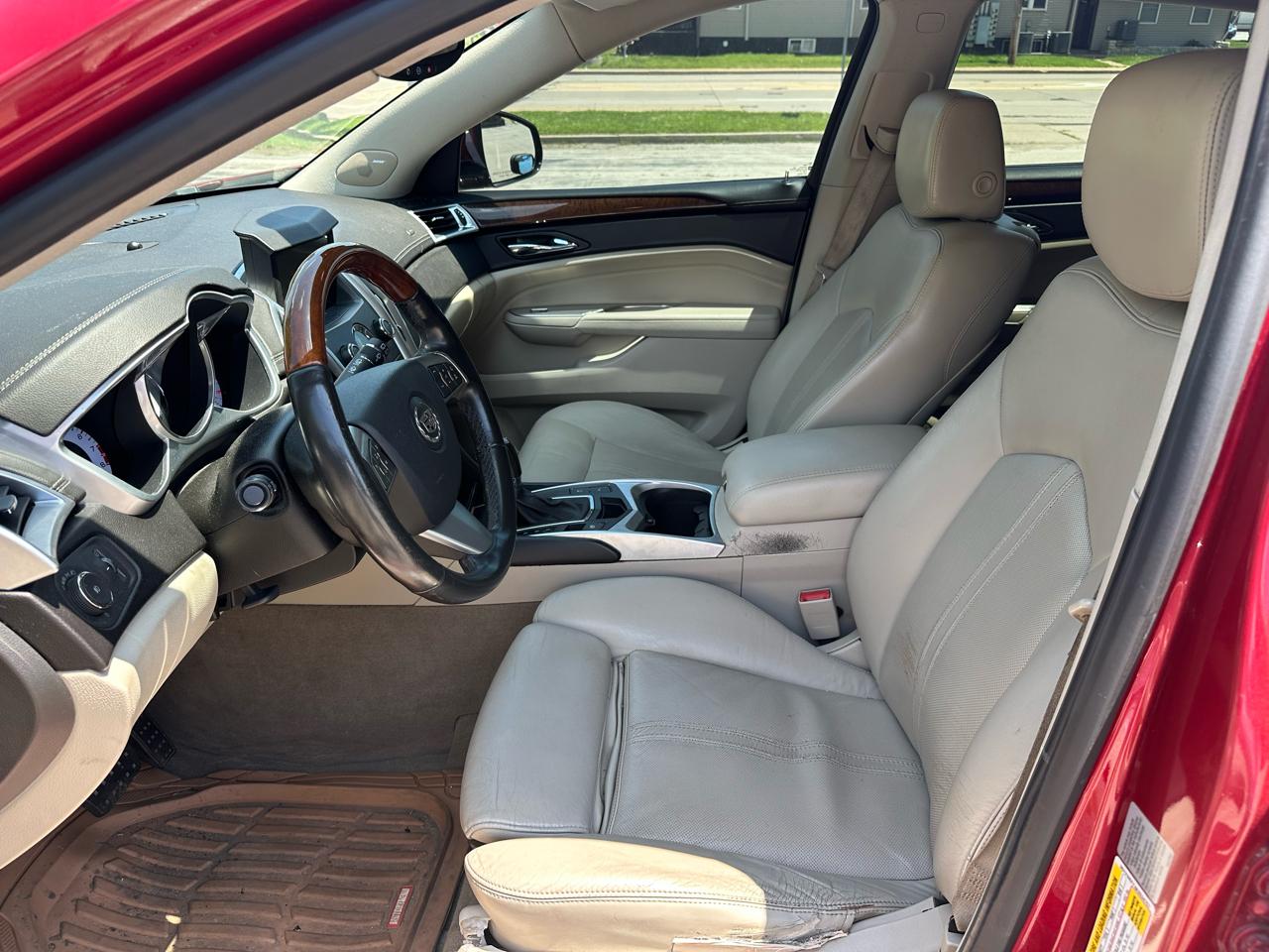Cadillac SRX FWD 4dr Performance Collection 2010
