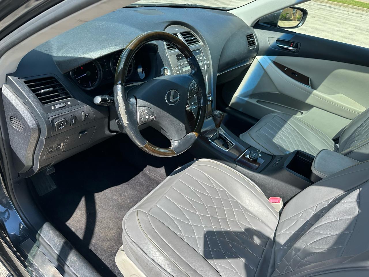 Lexus ES 350 Sedan 2011