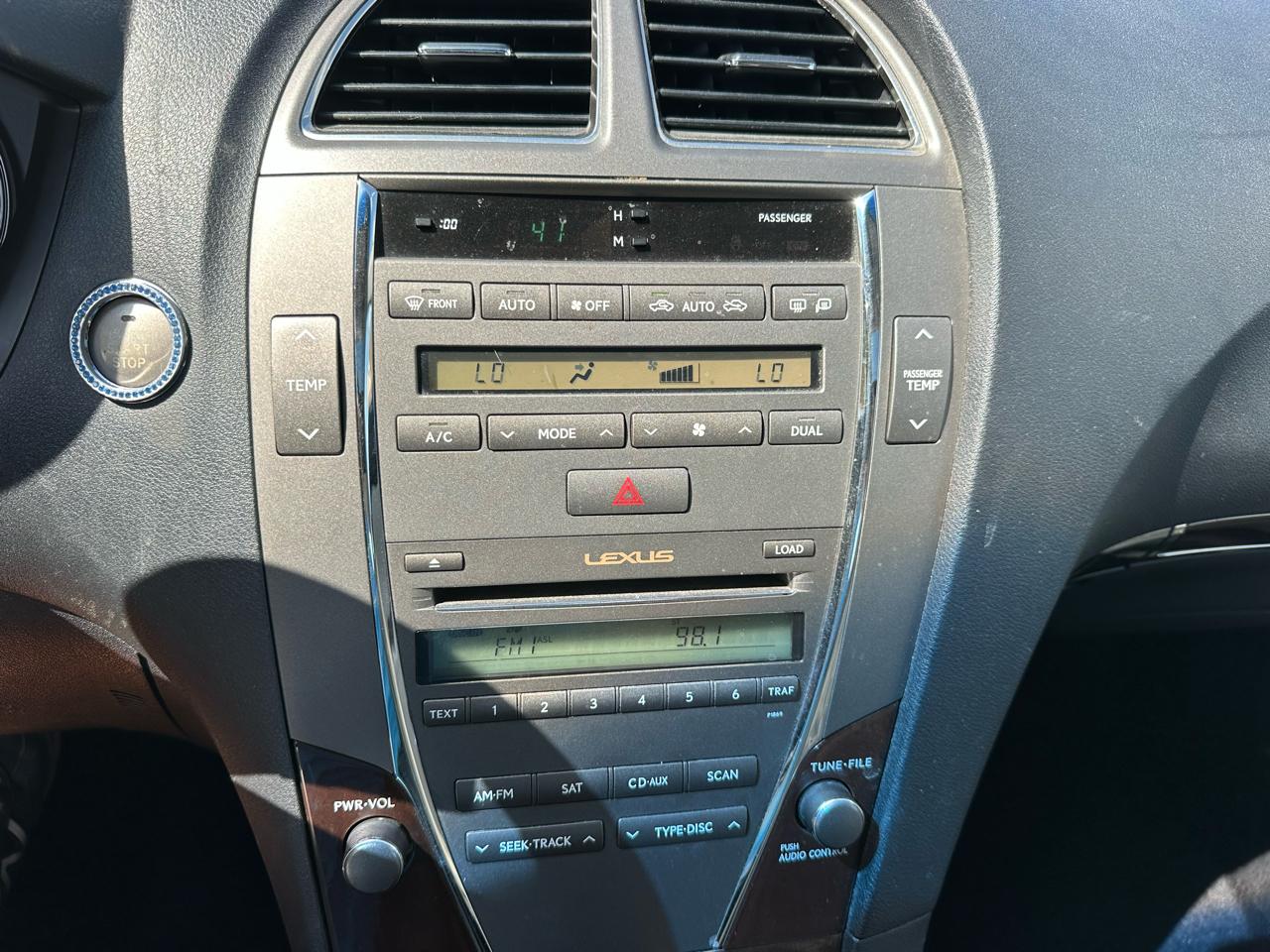 Lexus ES 350 Sedan 2011