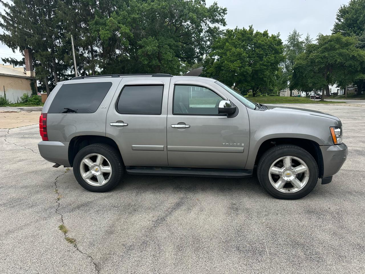 Chevrolet Tahoe 4WD 4dr 1500 LTZ 2008