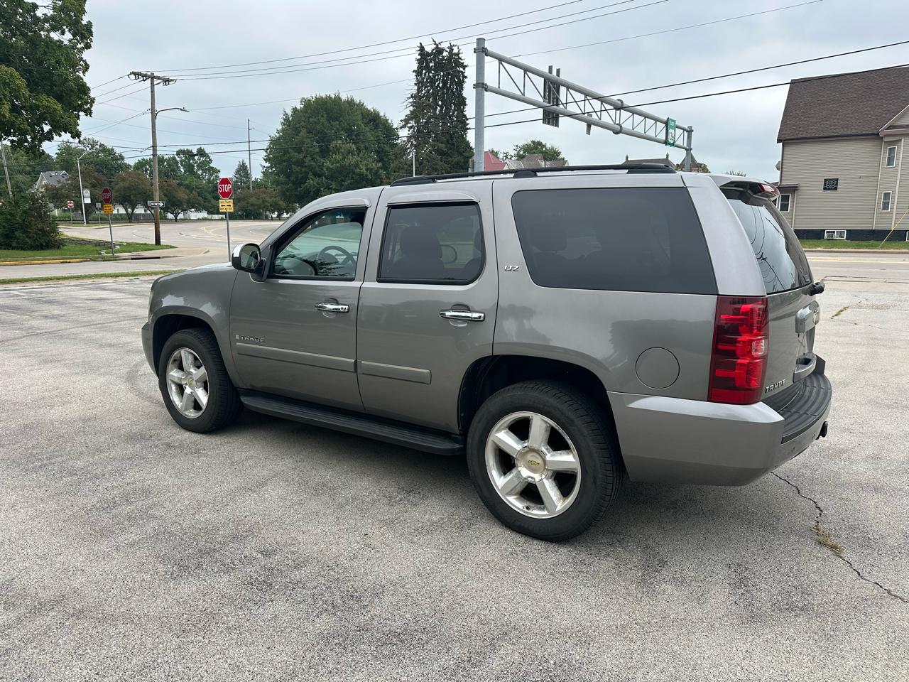 Chevrolet Tahoe 4WD 4dr 1500 LTZ 2008