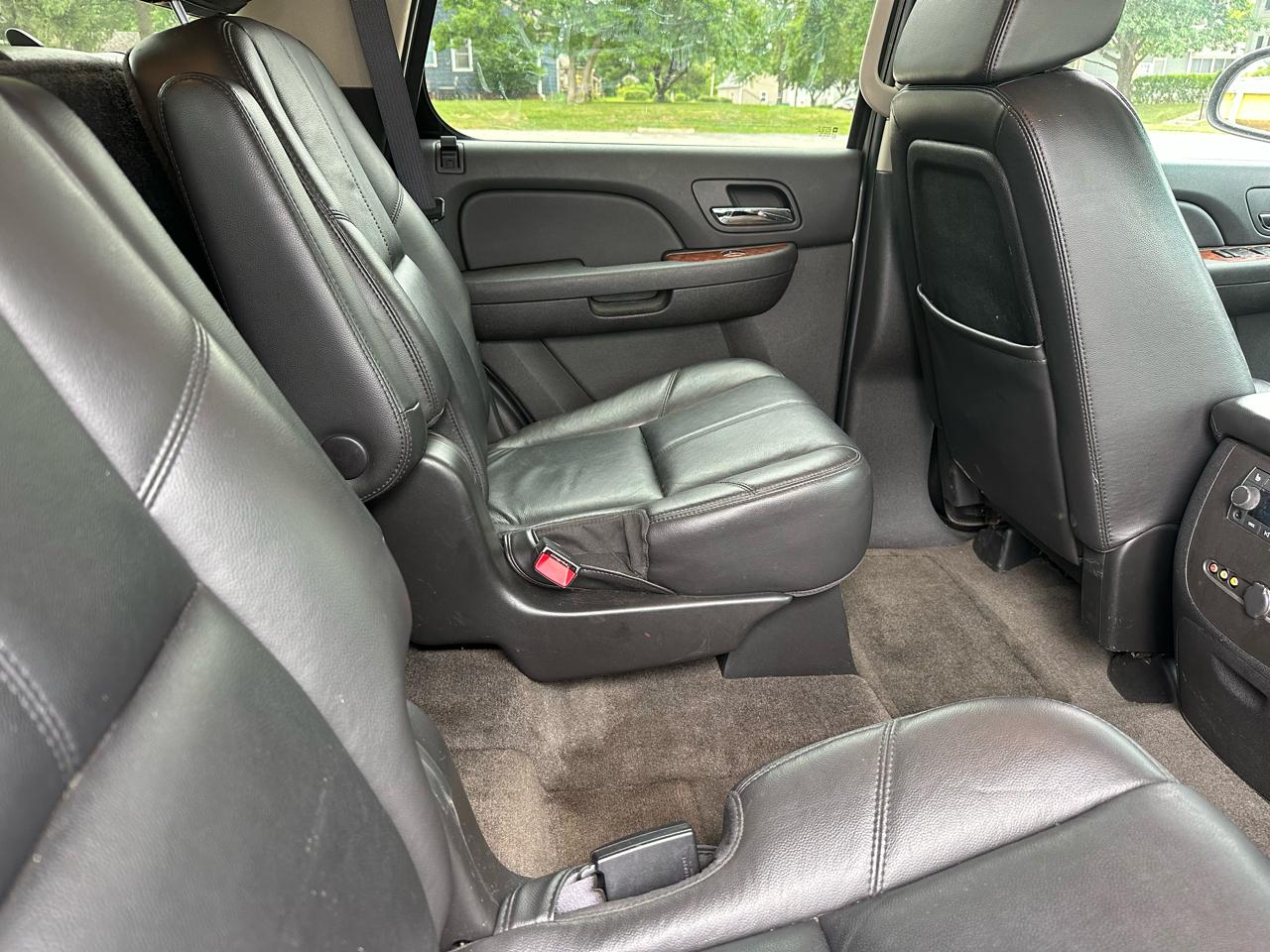 Chevrolet Tahoe 4WD 4dr 1500 LTZ 2008