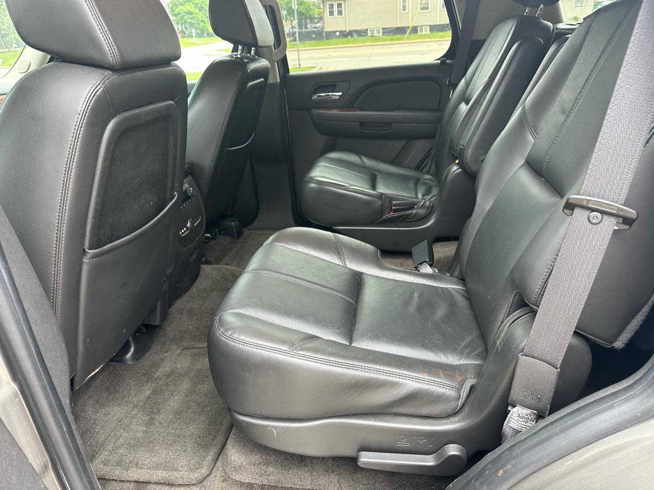Chevrolet Tahoe 4WD 4dr 1500 LTZ 2008