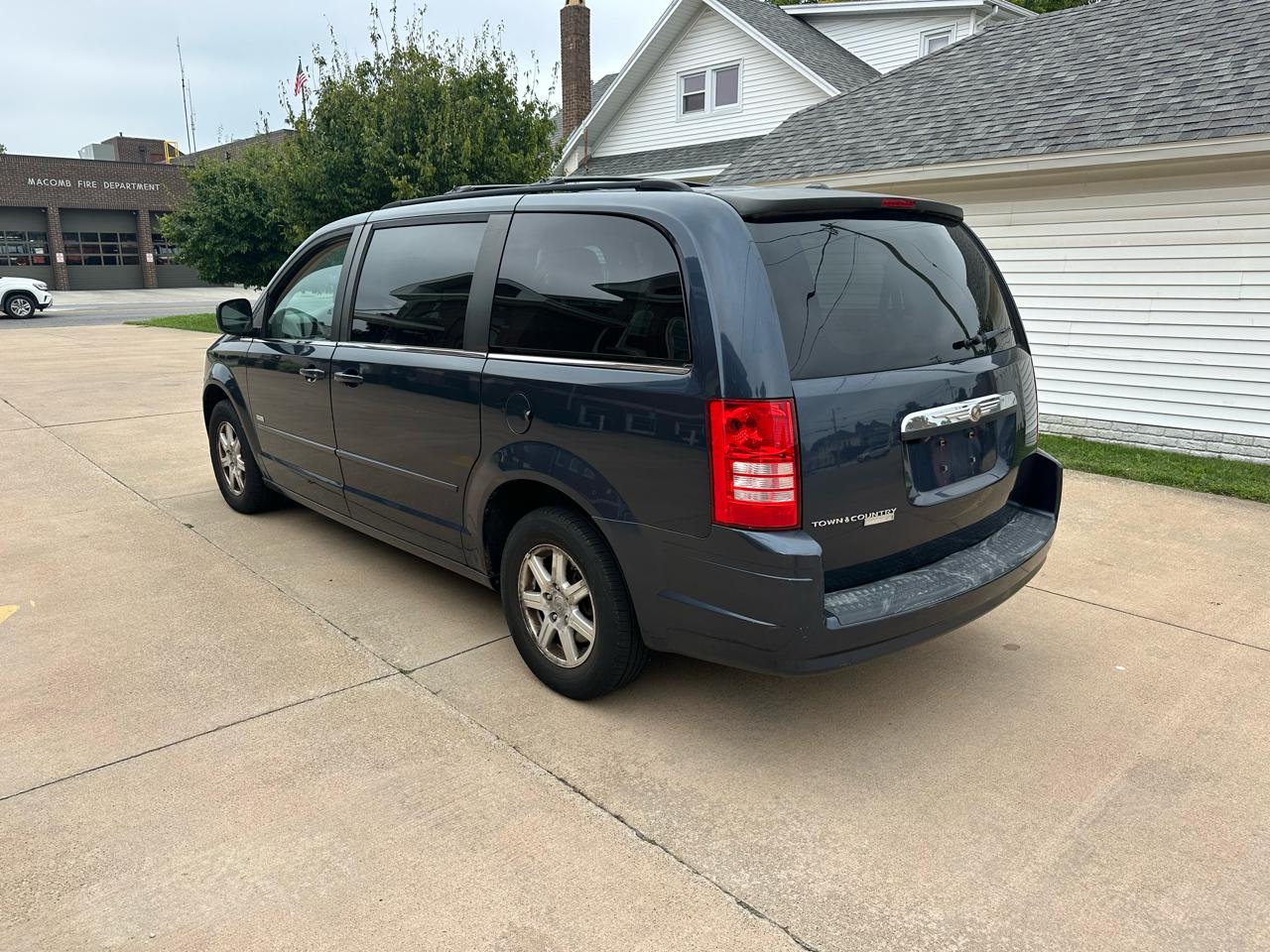 Chrysler Town & Country 4dr Wgn Touring 2008