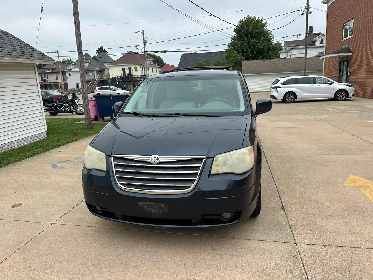 Chrysler Town & Country 4dr Wgn Touring 2008
