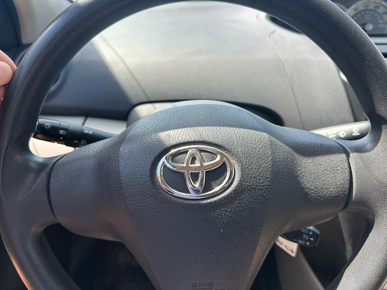 Toyota Yaris 4dr Sdn Man (Natl) 2008