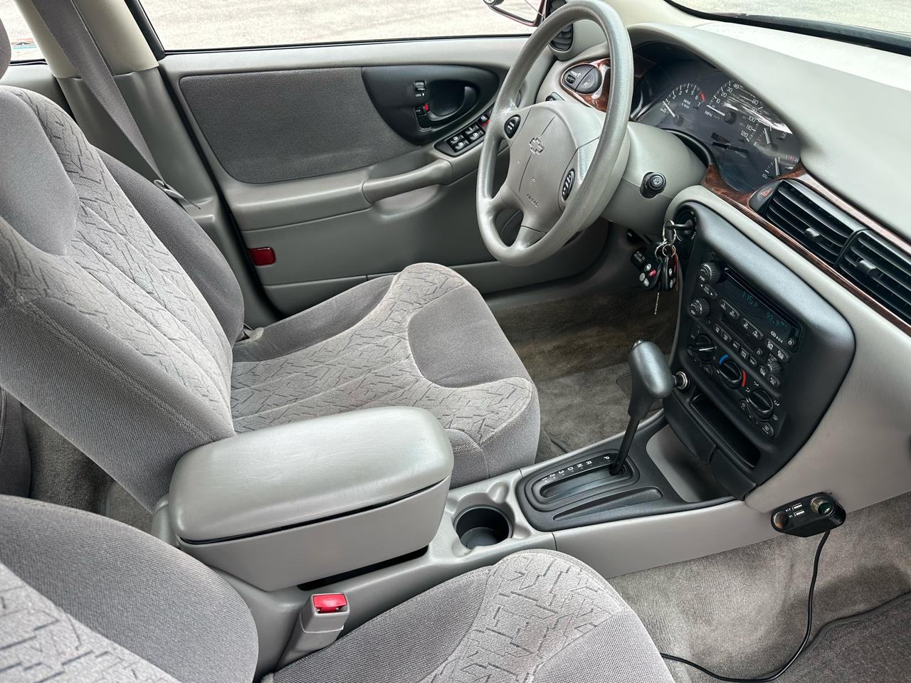 Chevrolet Malibu 4dr Sdn LS 2001