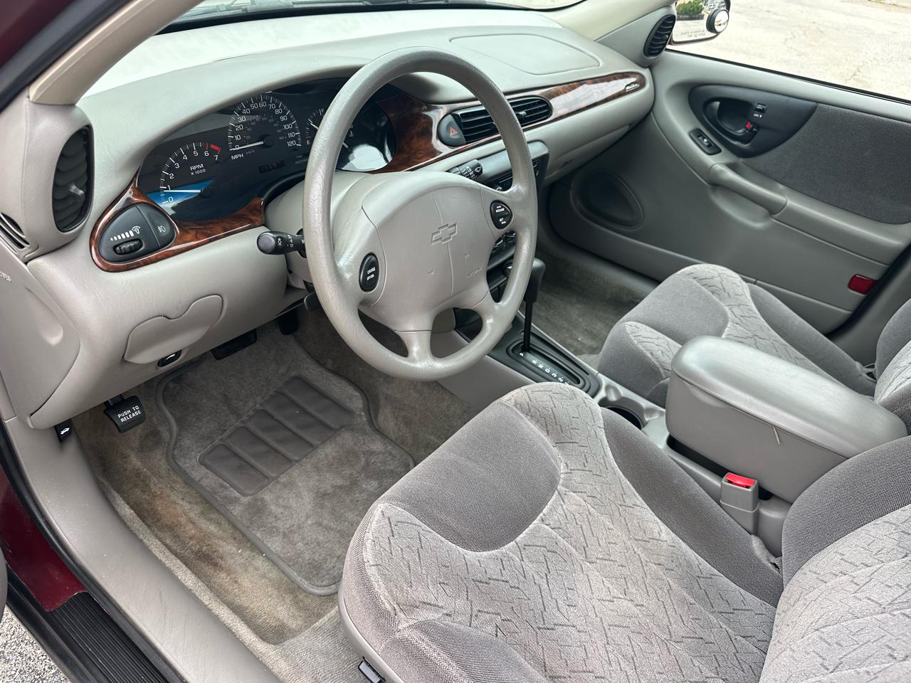 Chevrolet Malibu 4dr Sdn LS 2001