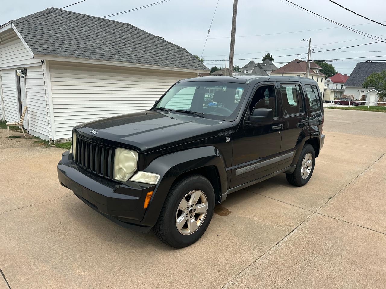Jeep Liberty 4WD 4dr Sport 2011