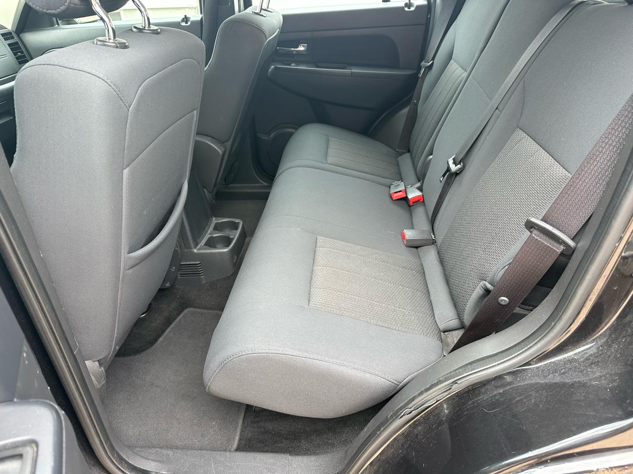 Jeep Liberty 4WD 4dr Sport 2011