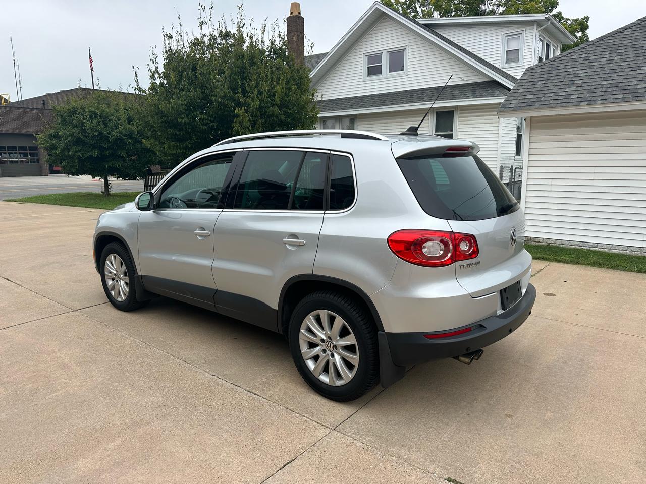 Volkswagen Tiguan SEL 2009