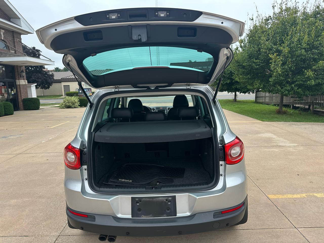 Volkswagen Tiguan SEL 2009
