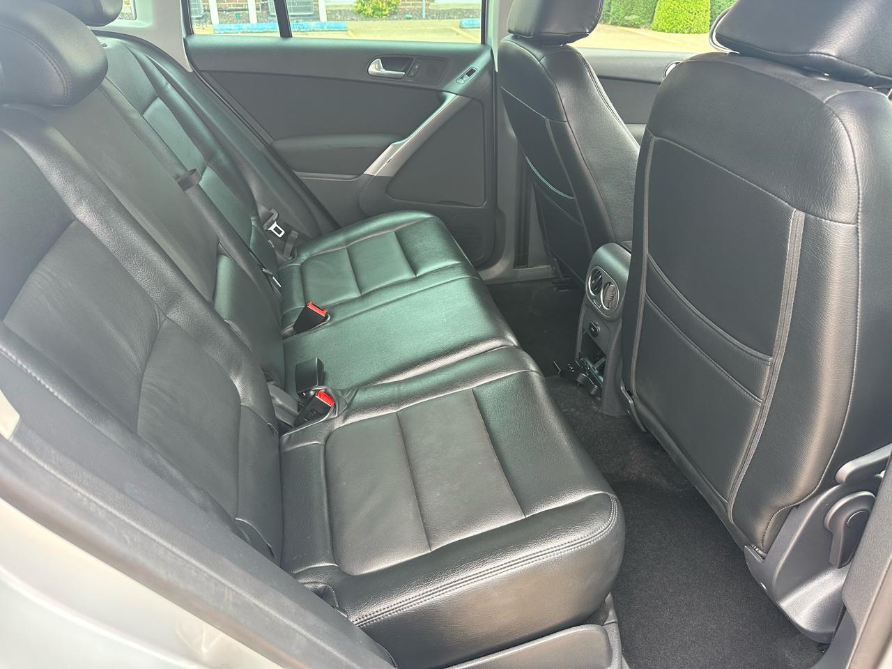 Volkswagen Tiguan SEL 2009