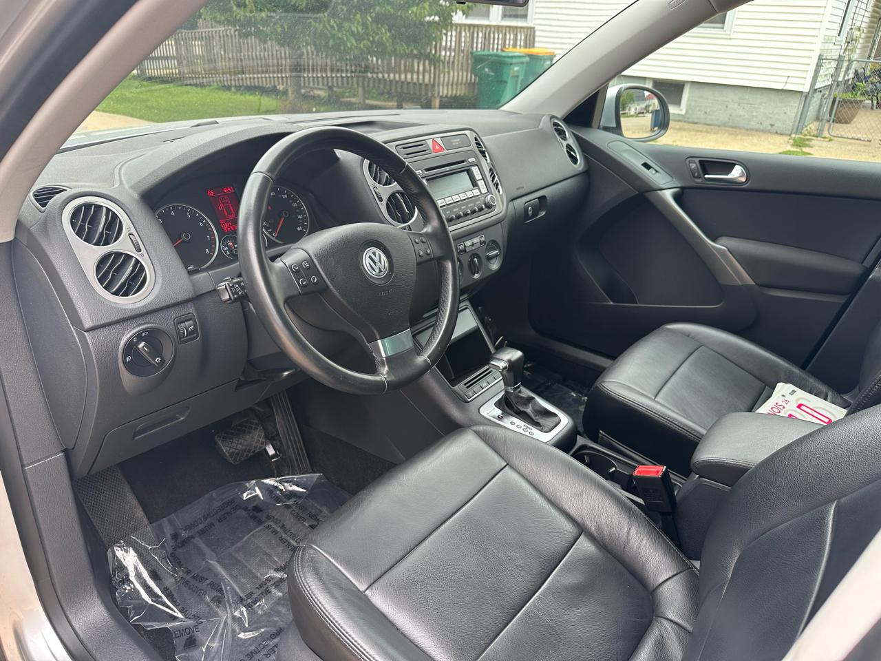 Volkswagen Tiguan SEL 2009