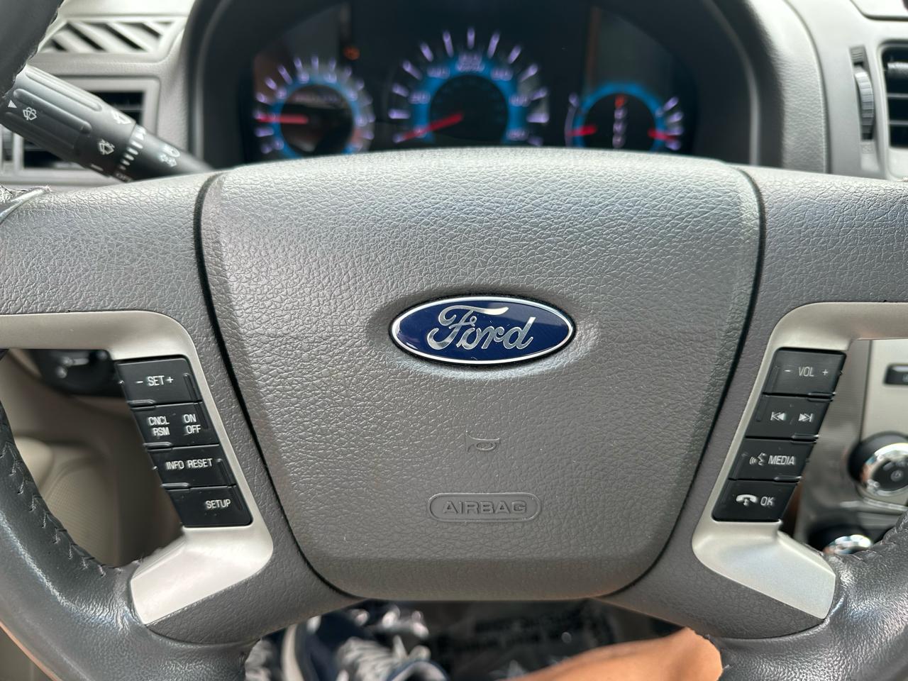 Ford Fusion I4 SEL 2011