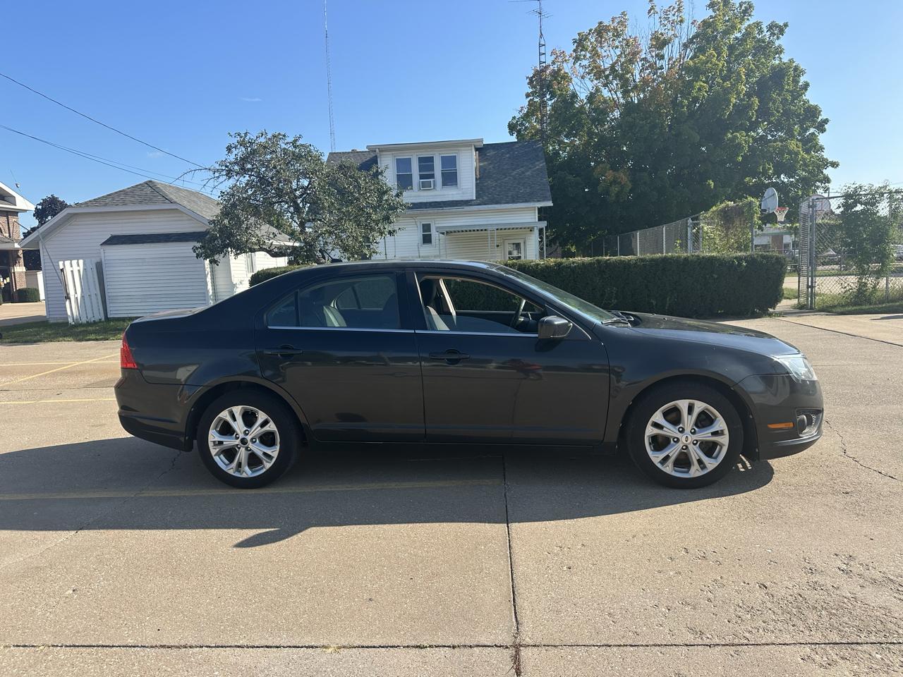 Ford Fusion 4dr Sdn SE FWD 2012
