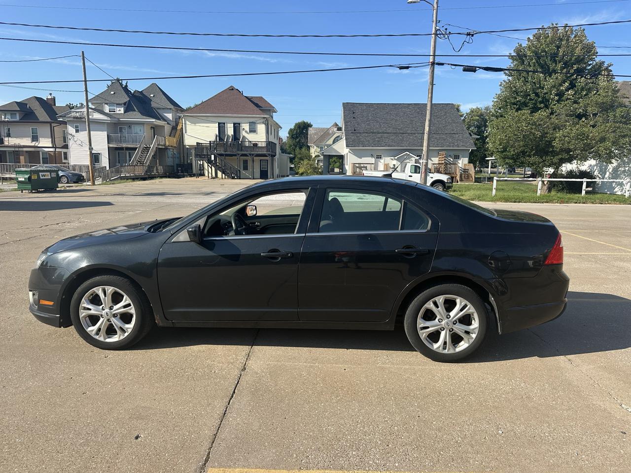 Ford Fusion 4dr Sdn SE FWD 2012