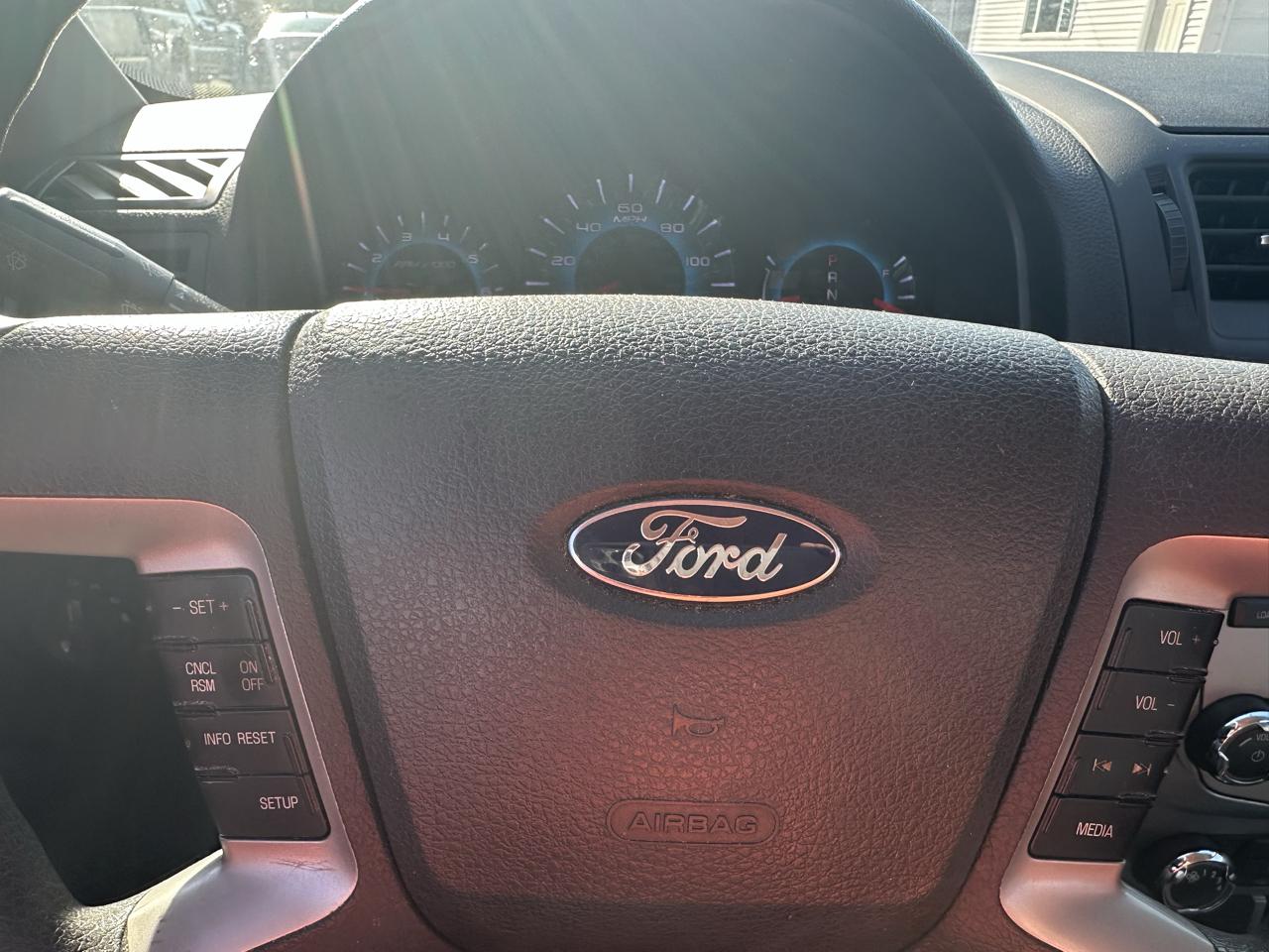 Ford Fusion 4dr Sdn SE FWD 2012