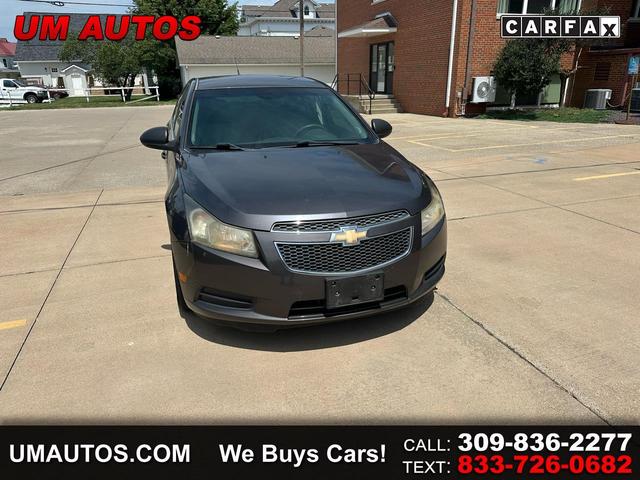 2011 Chevrolet Cruze LS Sedan FWD