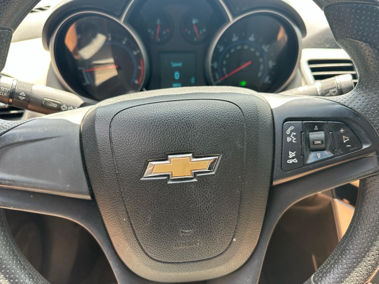Chevrolet Cruze 4dr Sdn LS 2011