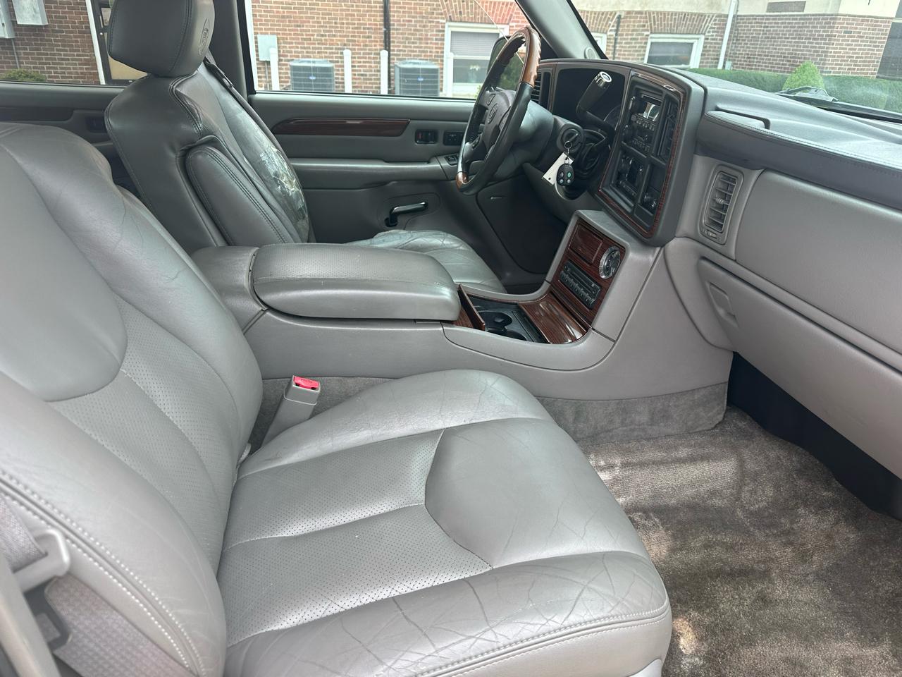 Cadillac Escalade EXT Sport Utility Truck 2003