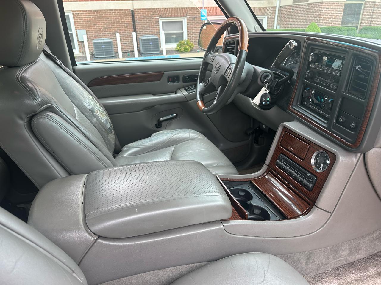 Cadillac Escalade EXT Sport Utility Truck 2003
