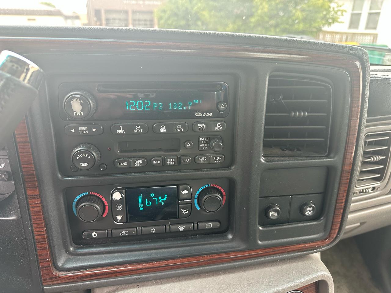 Cadillac Escalade EXT Sport Utility Truck 2003