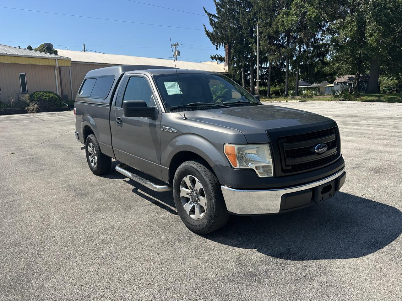 Ford F-150 2WD Reg Cab 126" XLT 2013