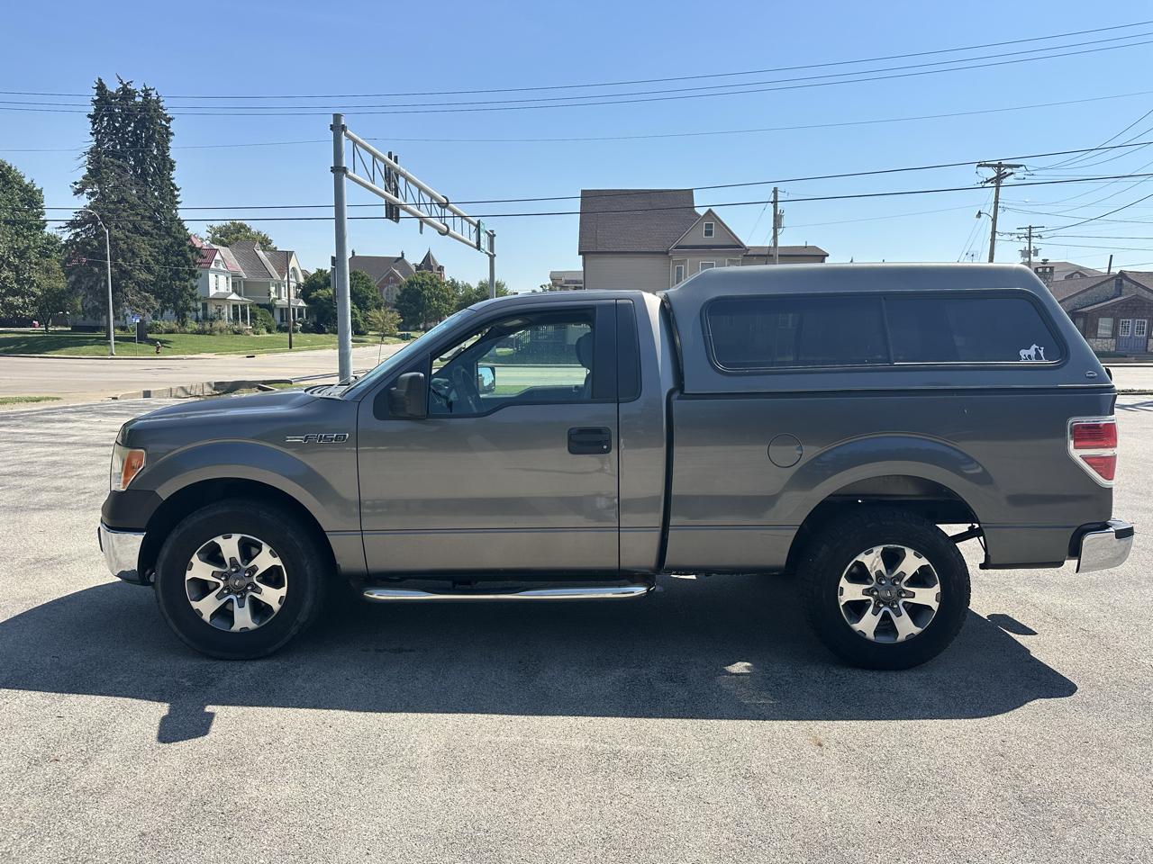 Ford F-150 2WD Reg Cab 126" XLT 2013