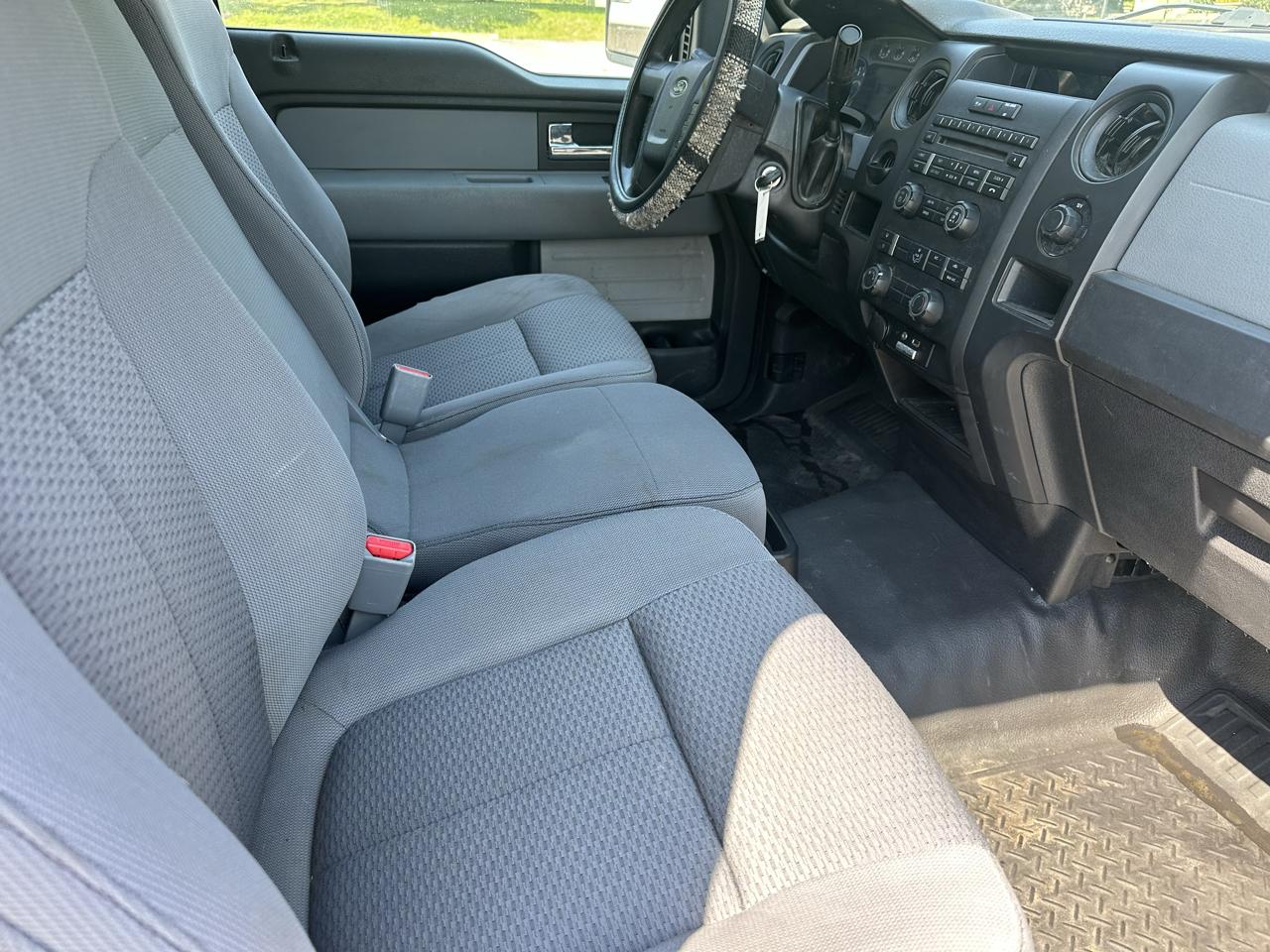 Ford F-150 2WD Reg Cab 126" XLT 2013
