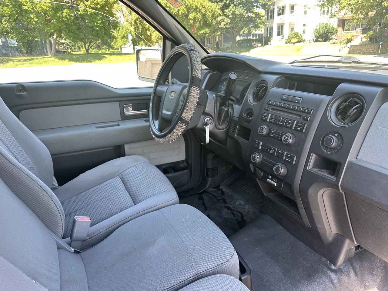 Ford F-150 2WD Reg Cab 126" XLT 2013