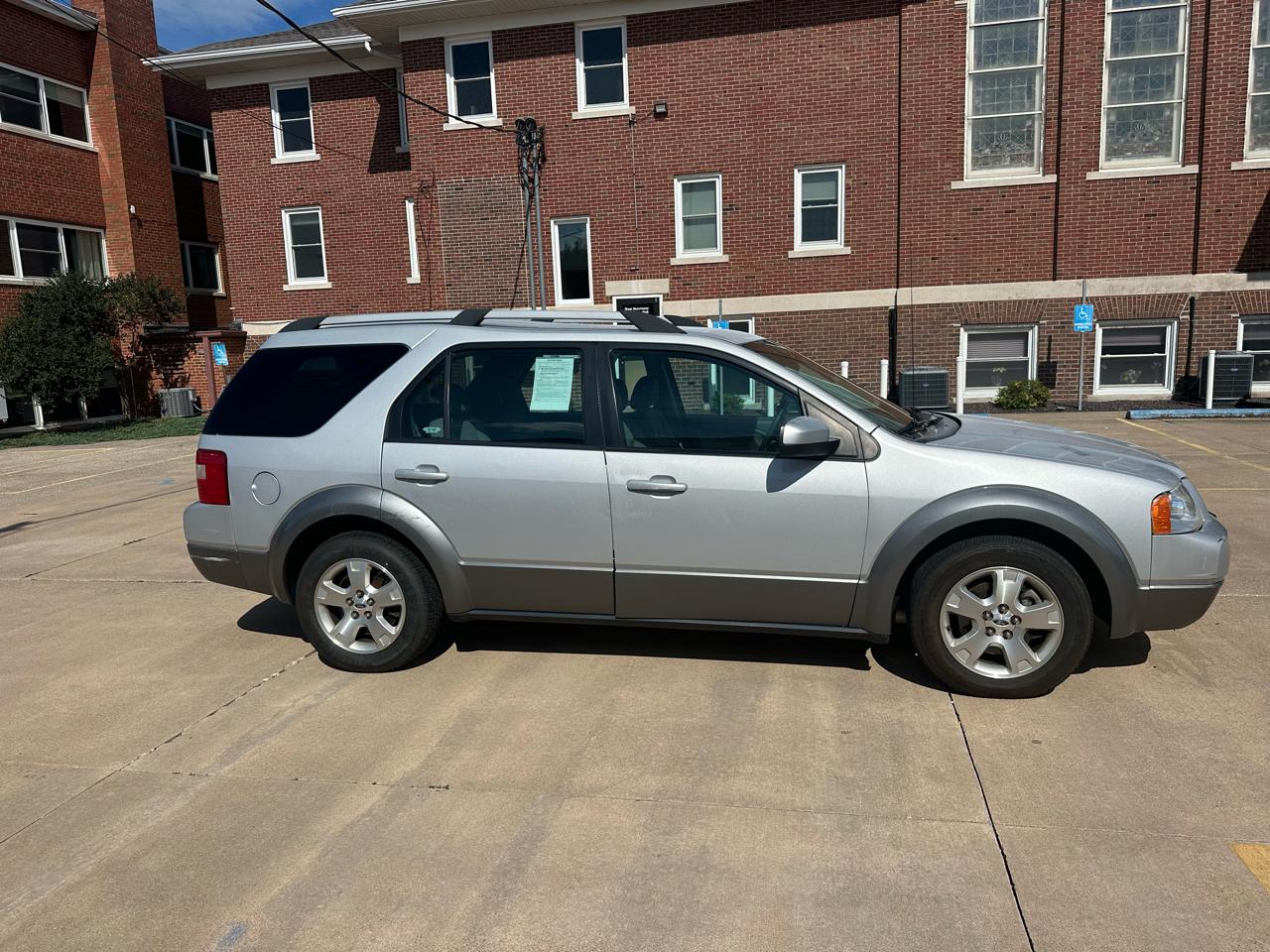 Ford Freestyle 4dr Wgn SEL 2005