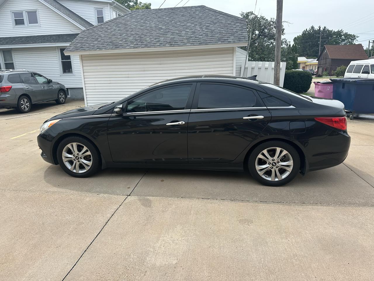 Hyundai Sonata 4dr Sdn 2.4L Auto Limited 2012